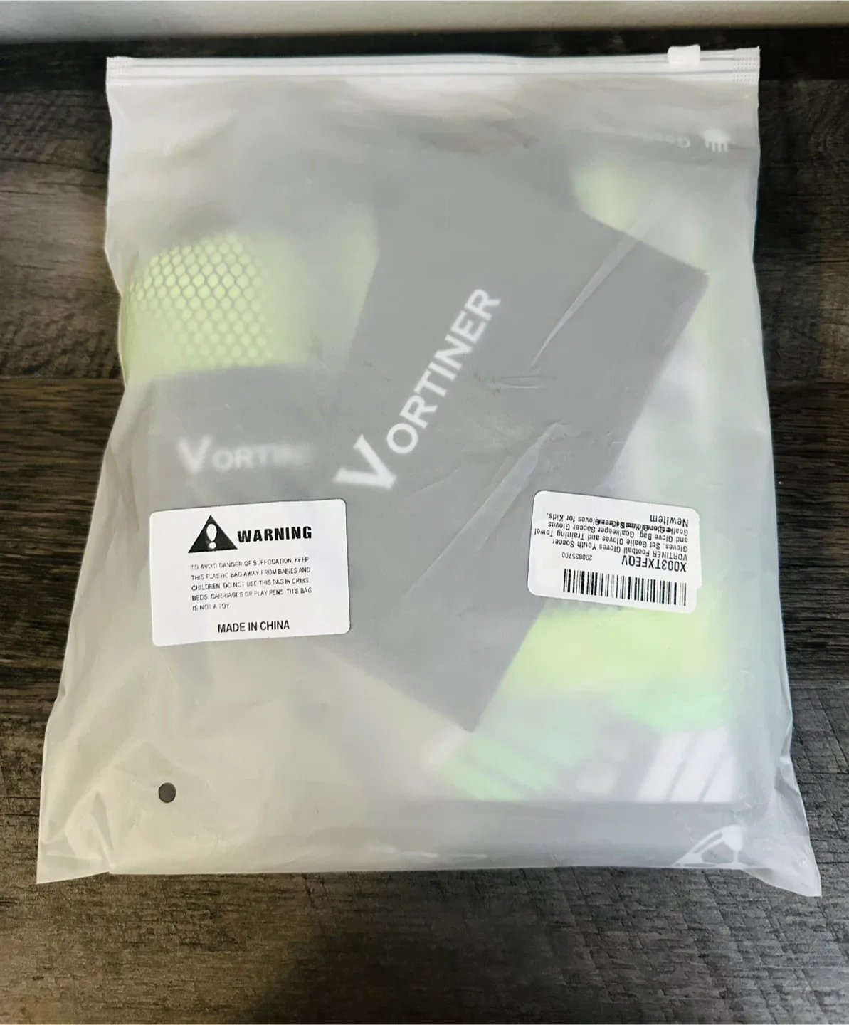 New! Vortiner Youth Soccer Goalie Gloves image indicator(3)