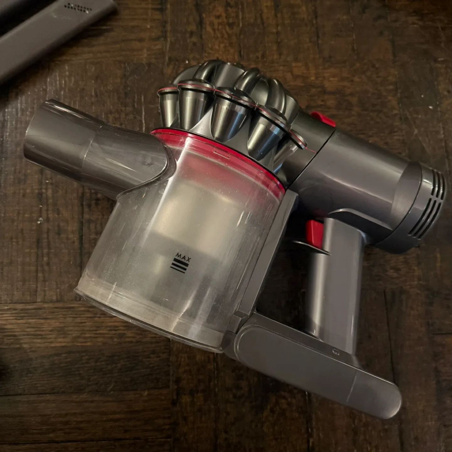Dyson v7 Animal Pro with new battery