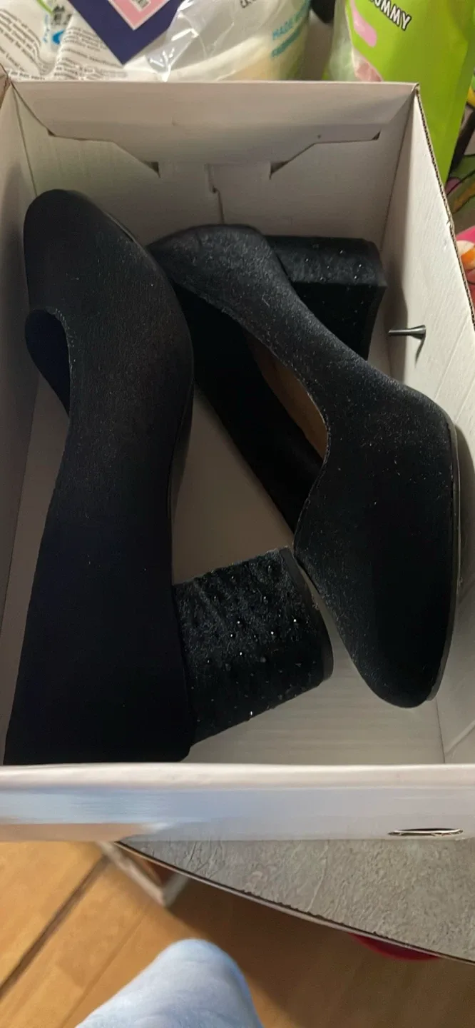 Black Heels Size 9 image indicator(2)