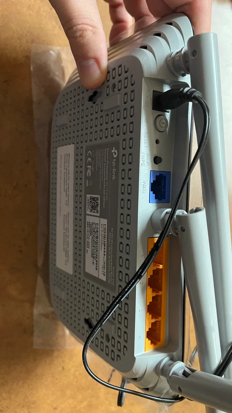 TP-Link Archer C20 AC750 Wireless Router image indicator(3)