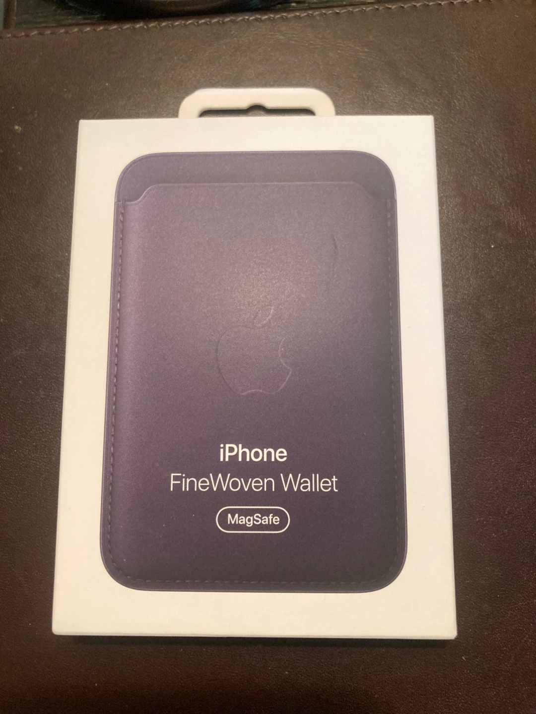 New Apple iPhone FineWoven Wallet with MagSafe