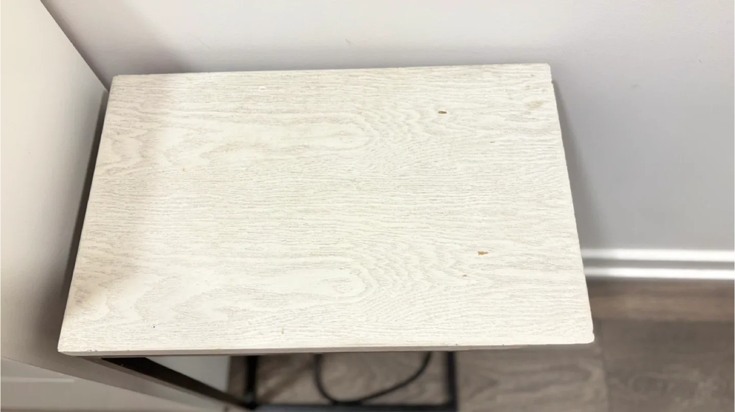 Plainoxl End Table with USB Ports image indicator(6)