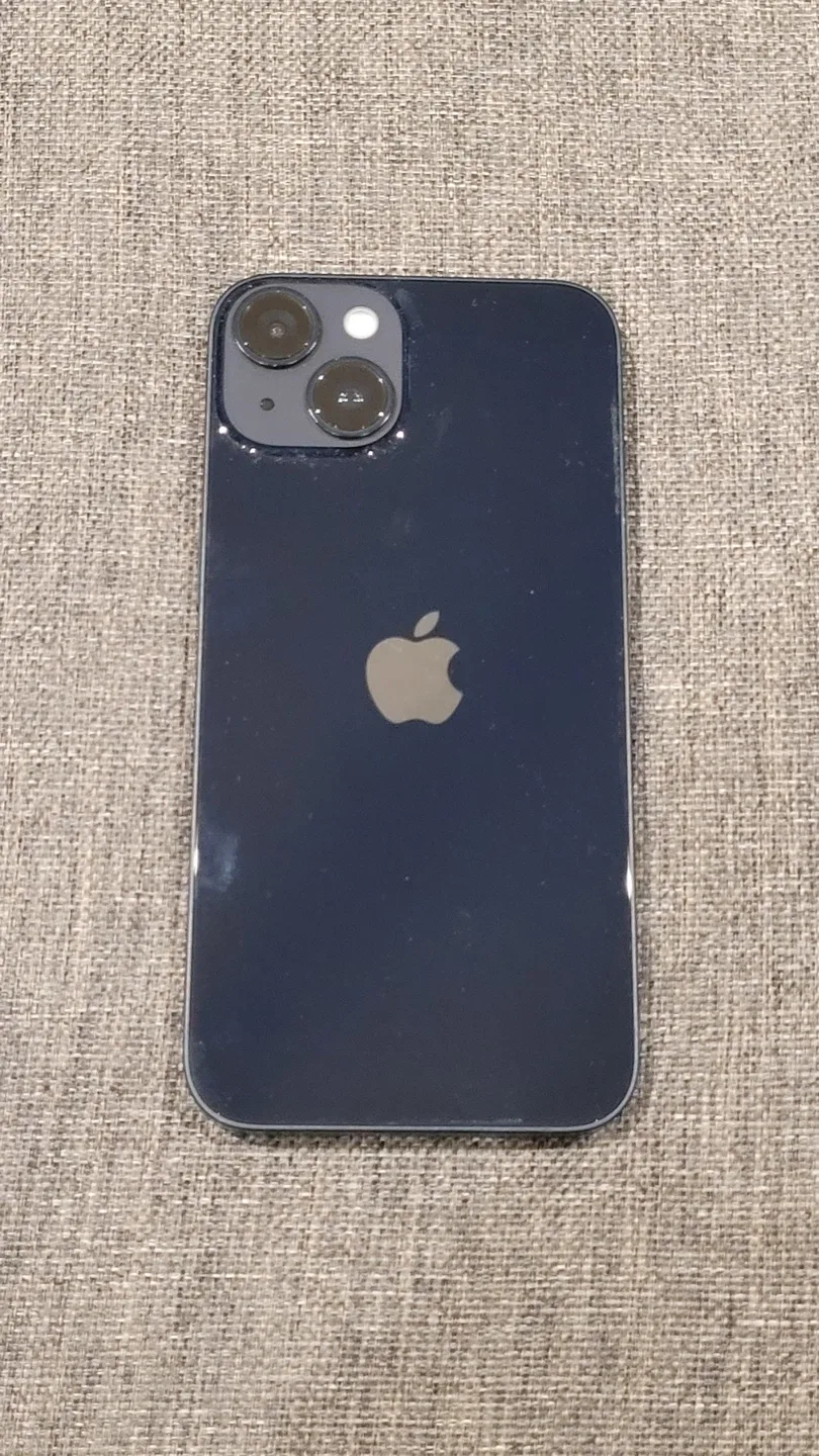 Apple iPhone 14 - Midnight Blue