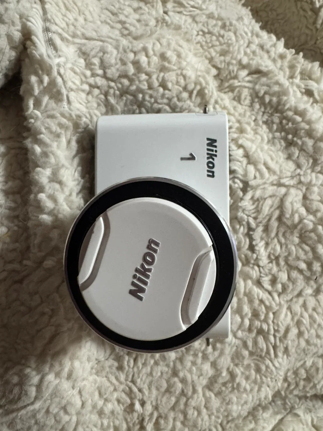 Nikon 1 J1 Digital Camera image indicator(3)