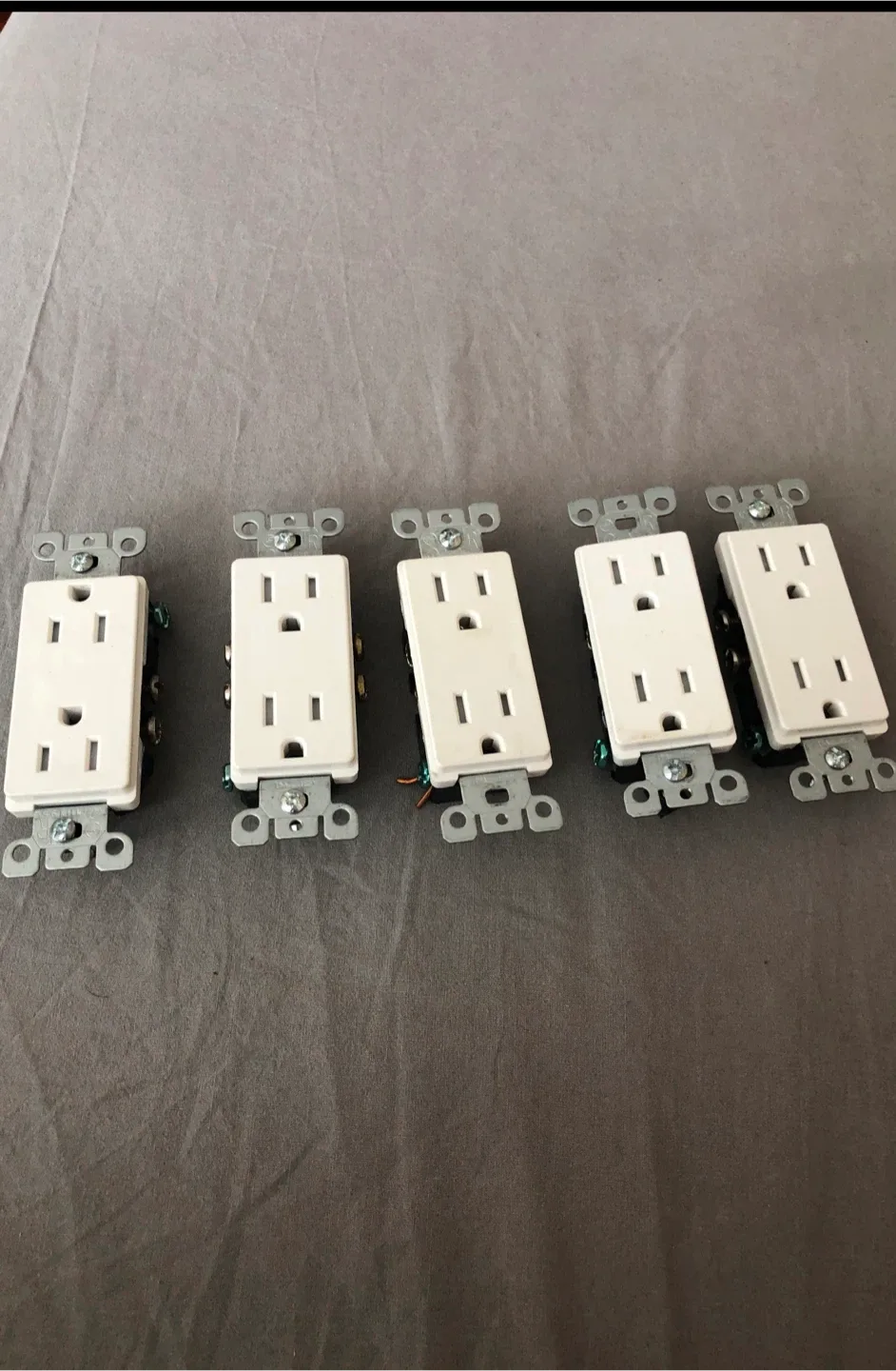 Electrical Outlets - Pack of 5