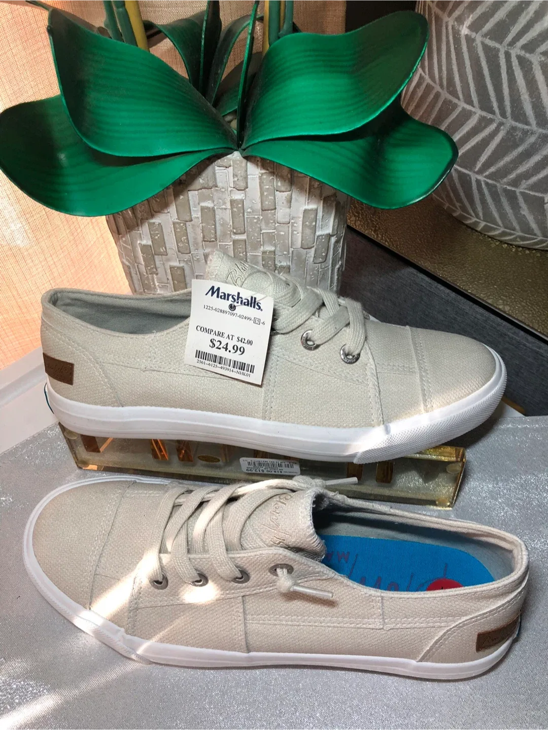 Blowfish Malibu Women's Cream Sneakers - Size 10