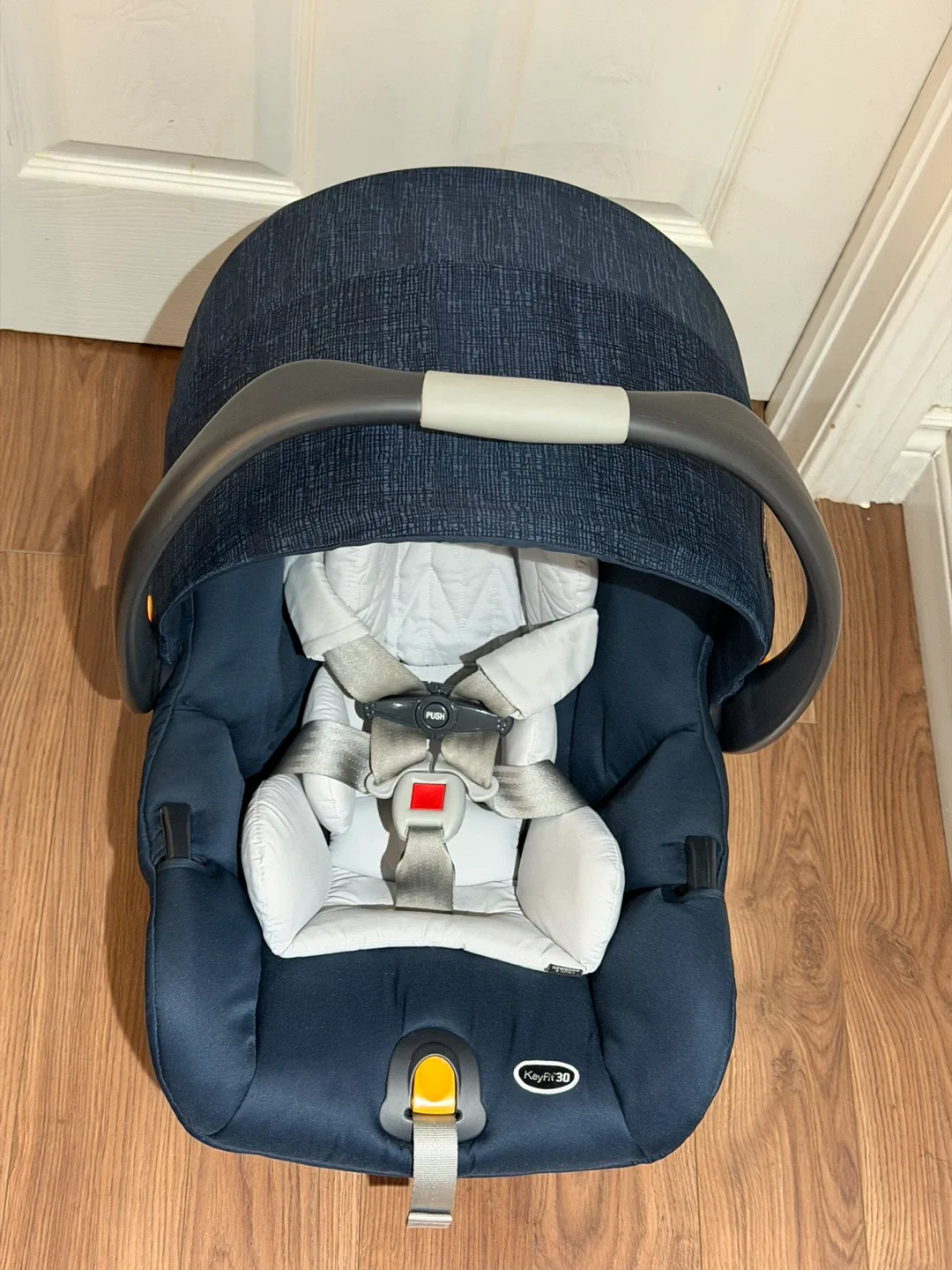 Chicco Bravo 3-in-1 Trio Travel System - Brooklyn/Navy image indicator(5)