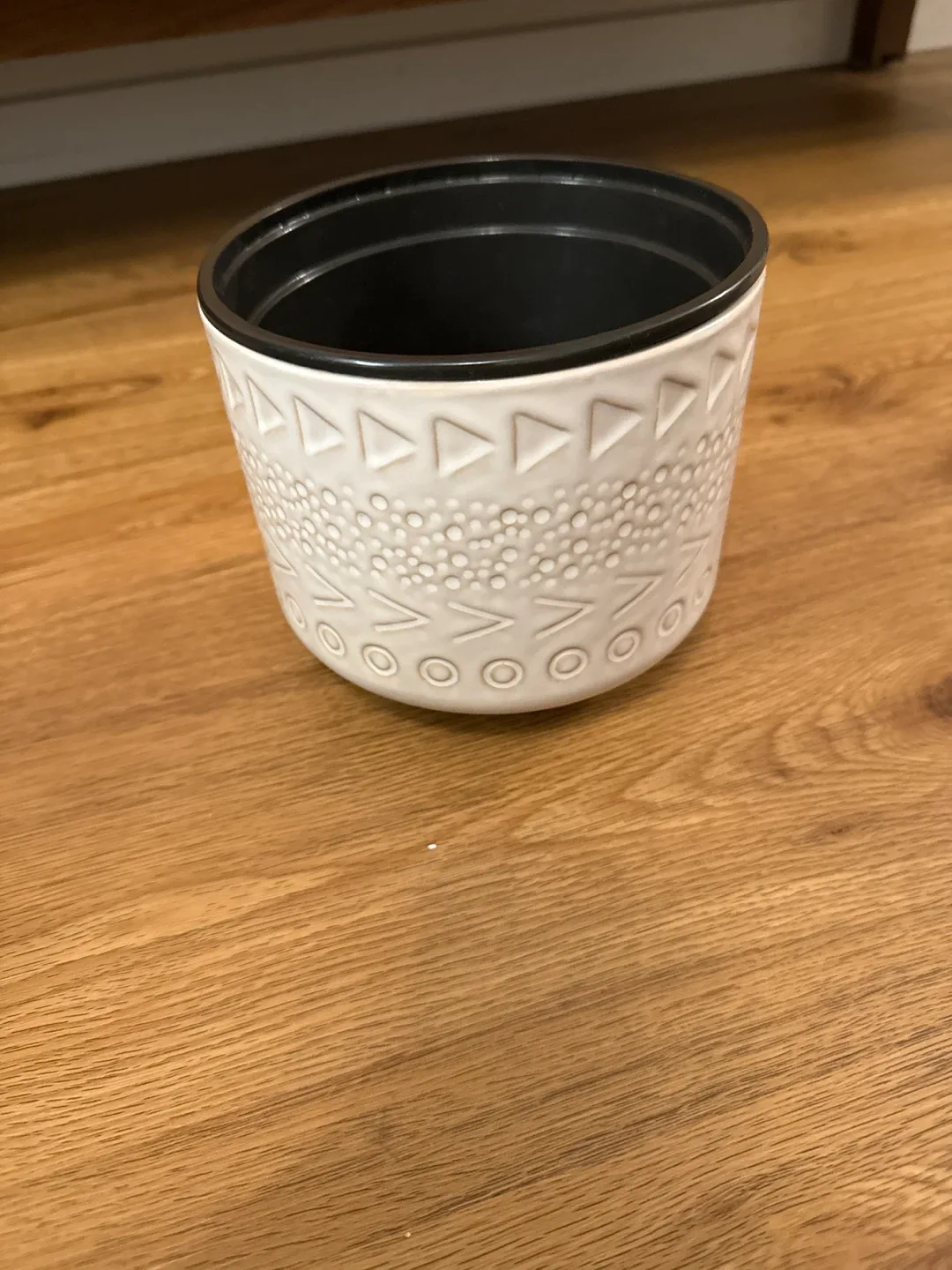 White Patterned Flower Pot