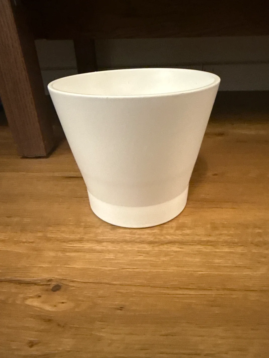White Flower Pot