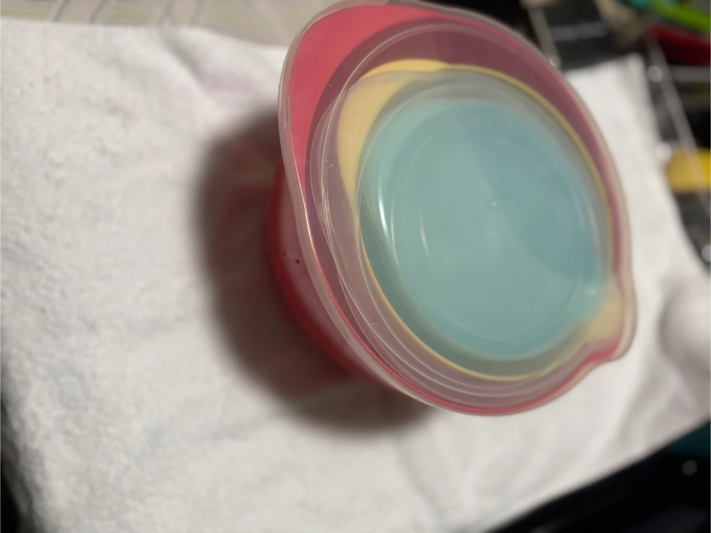 Bowls and Measuring Cups - photo 5