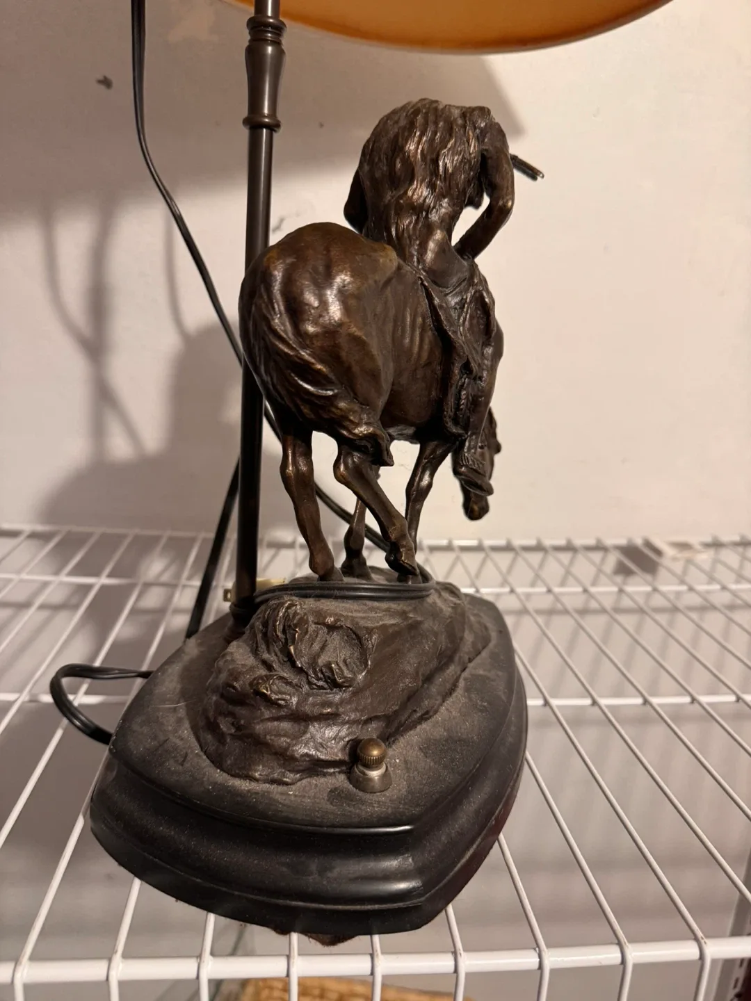 Brass ‘End of the trail’ vintage lamp image indicator(7)