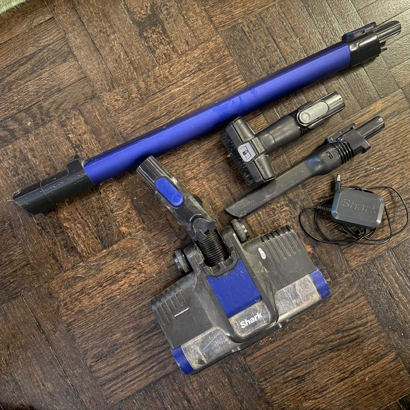 Shark Rocket Vaccum image indicator(3)