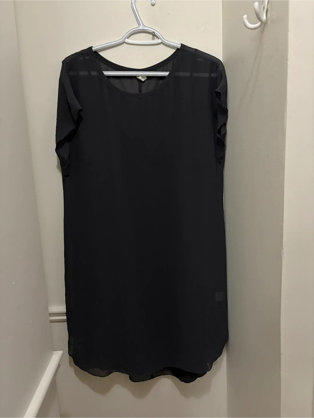 G21 Black Dress - Size Medium