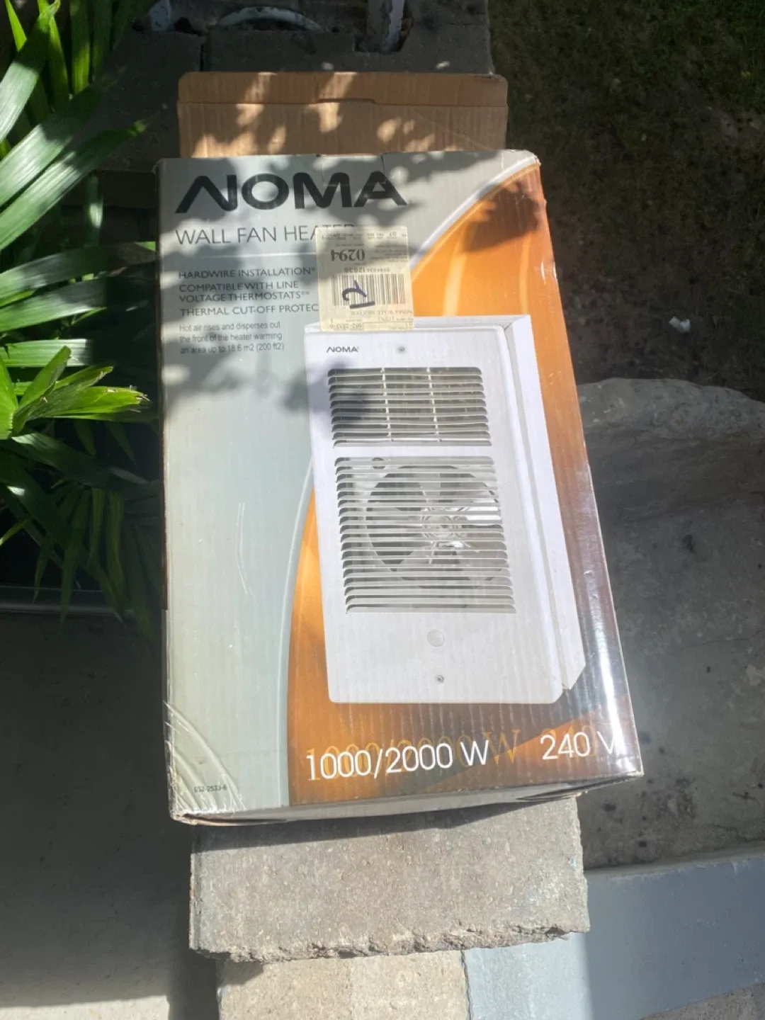 NOMA Wall Fan Heater 1000/2000W