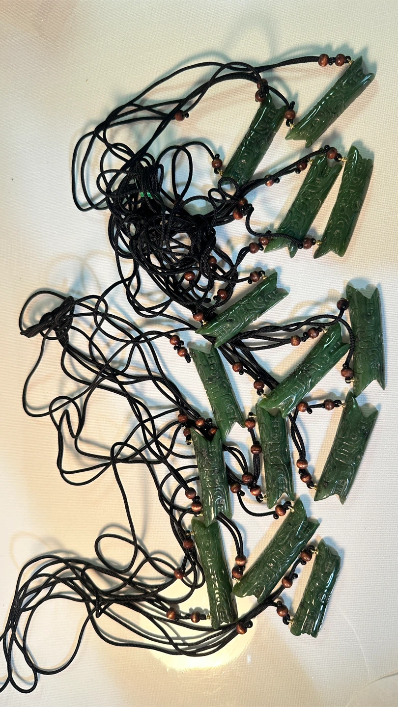 14 pc NATIVE BC JADE NECKLACE LOT - photo 5