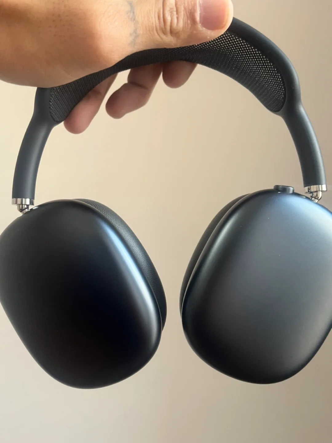 Apple Airpods Max - Space Gray image indicator(2)