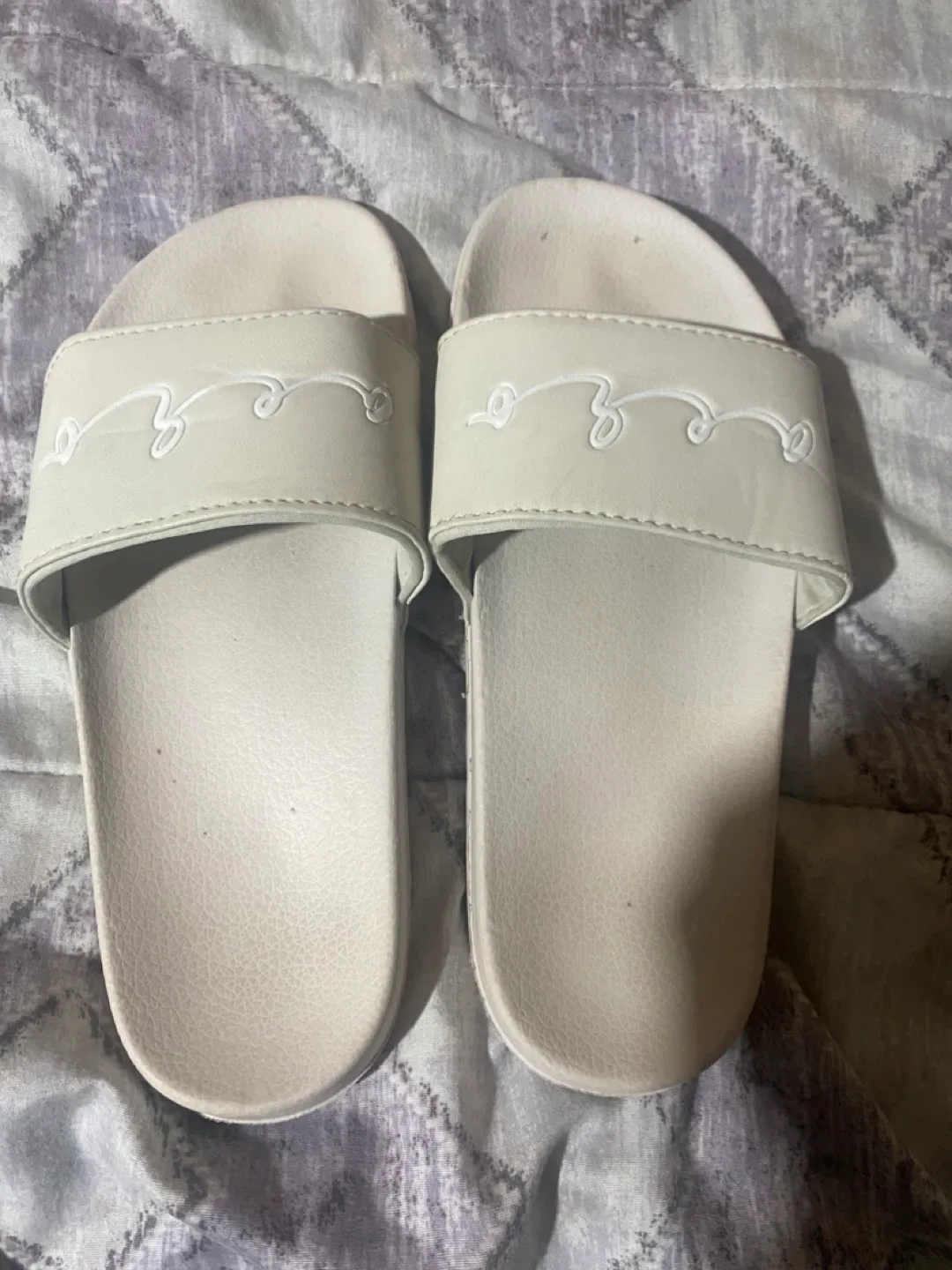 Nike & Champion Slides Winter Boots image indicator(2)