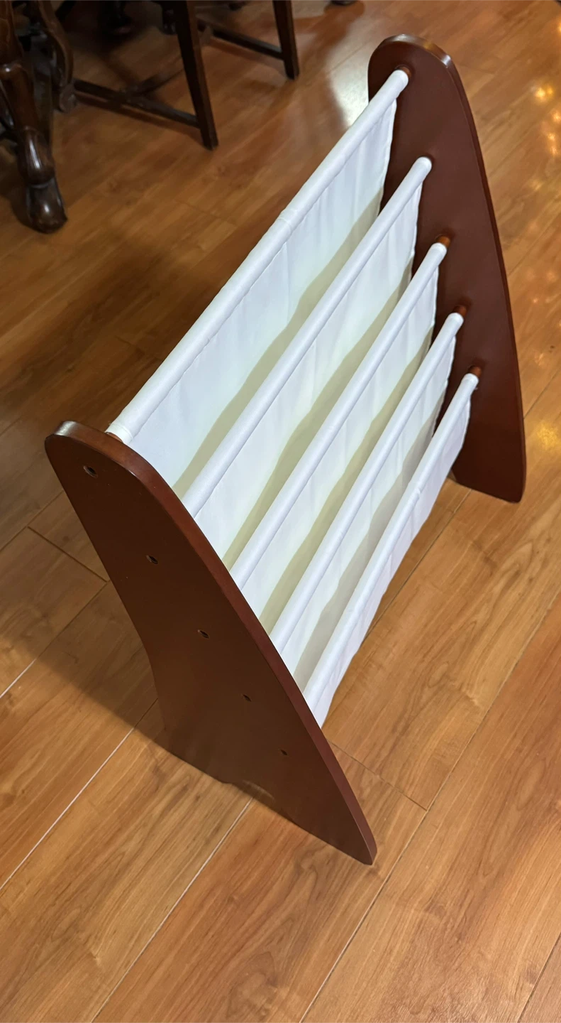 Kids Bookshelf