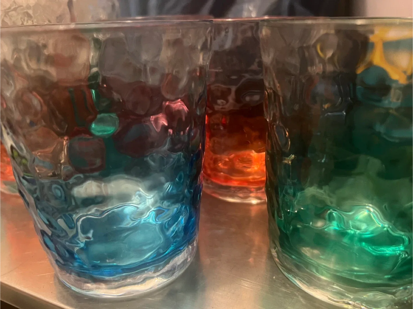 Colorful Textured Drinking Glasses image indicator(3)