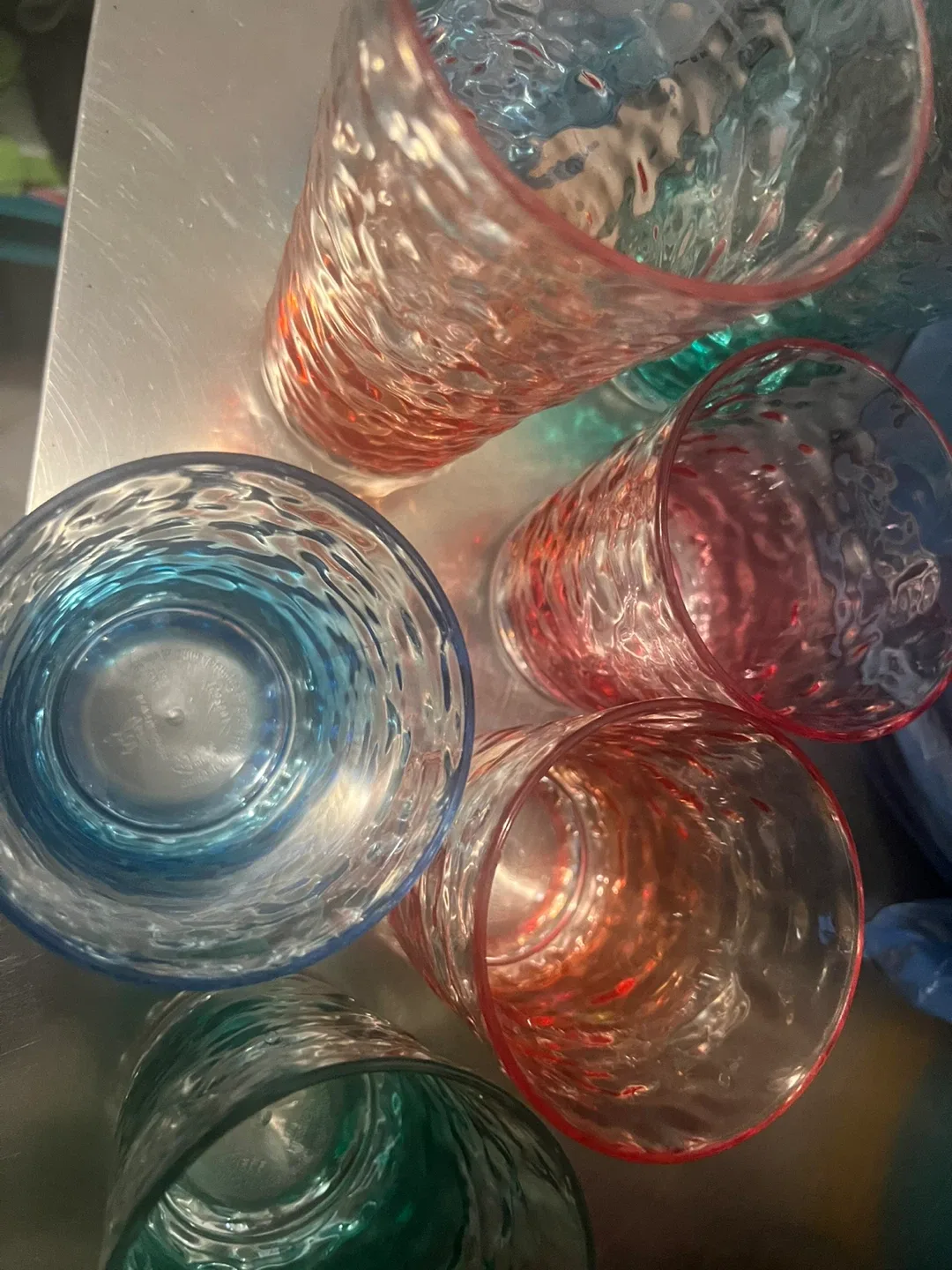 Colorful Textured Drinking Glasses image indicator(2)