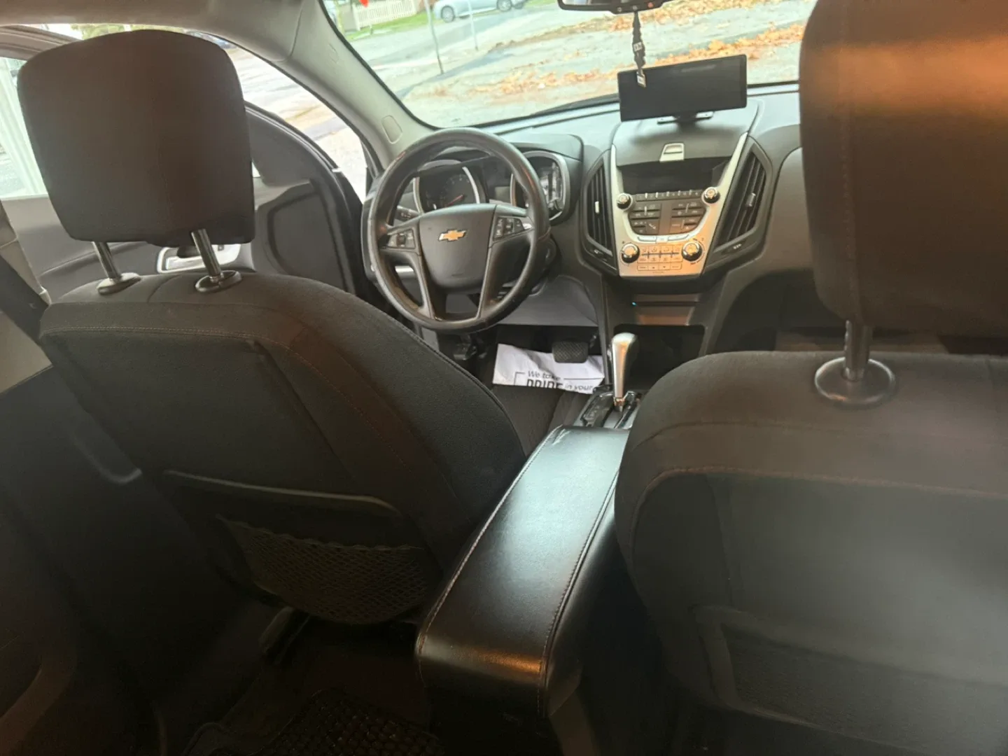 Chevrolet Equinox image indicator(3)