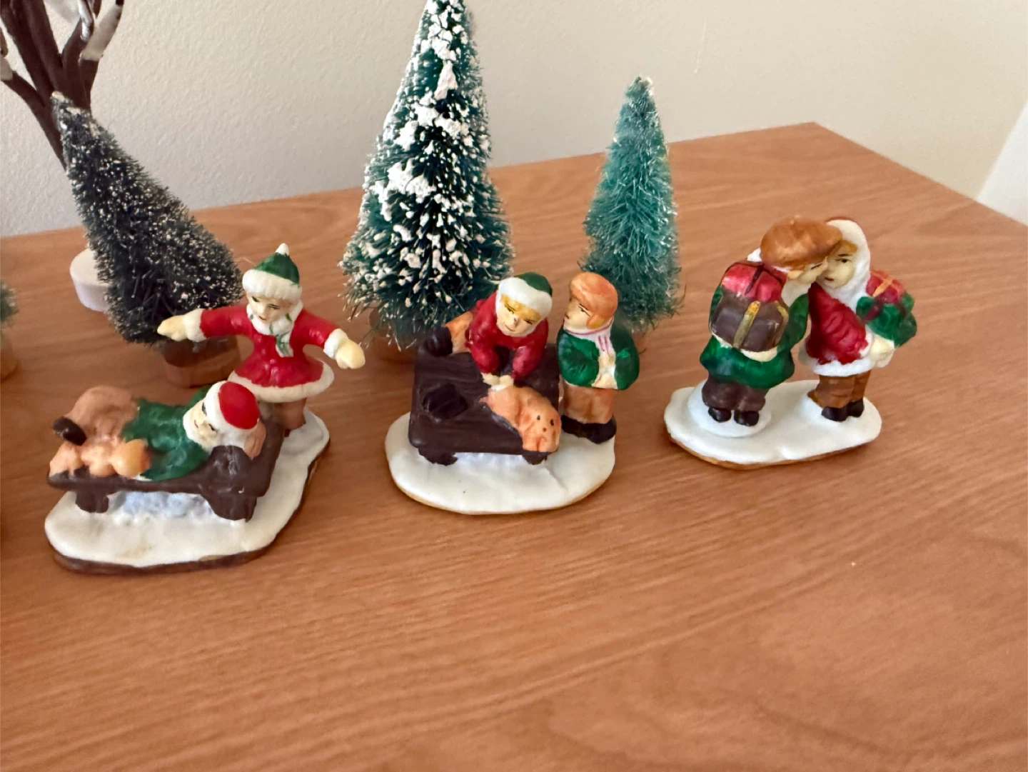 Ceramic Christmas figures - photo 2