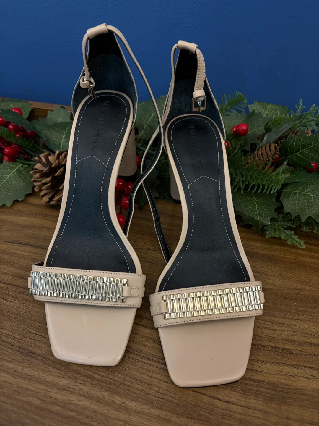 Kendall + Kylie Latte Heels - Size 8M