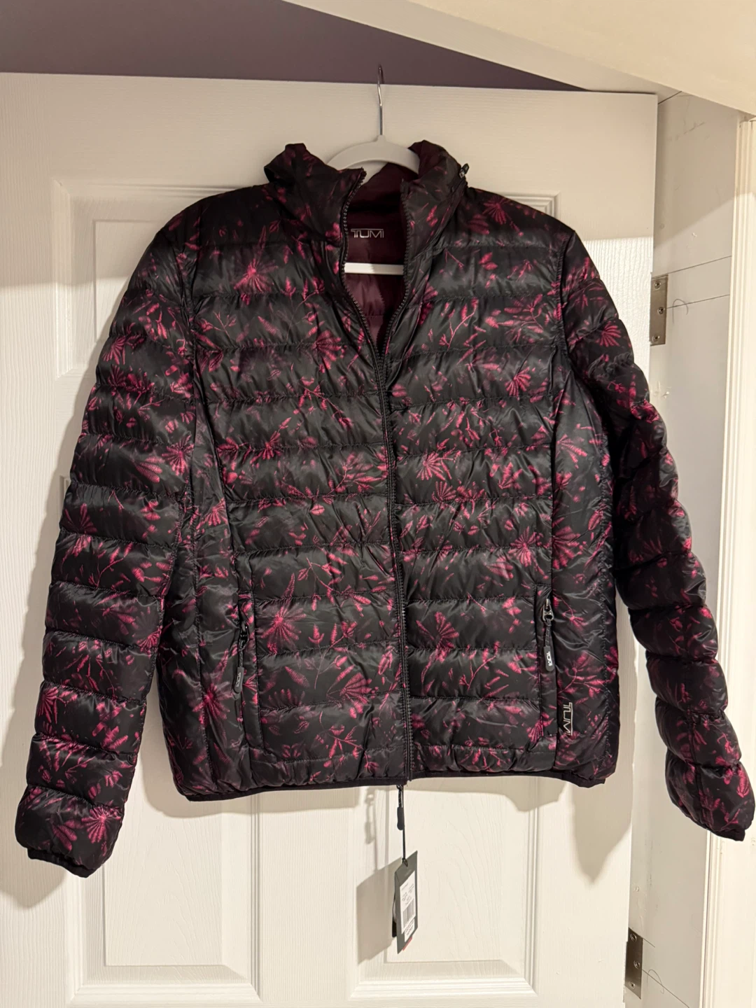 Tumi Floral Tapestry Reversible Jacket - Size L condition is NEW - photo 5
