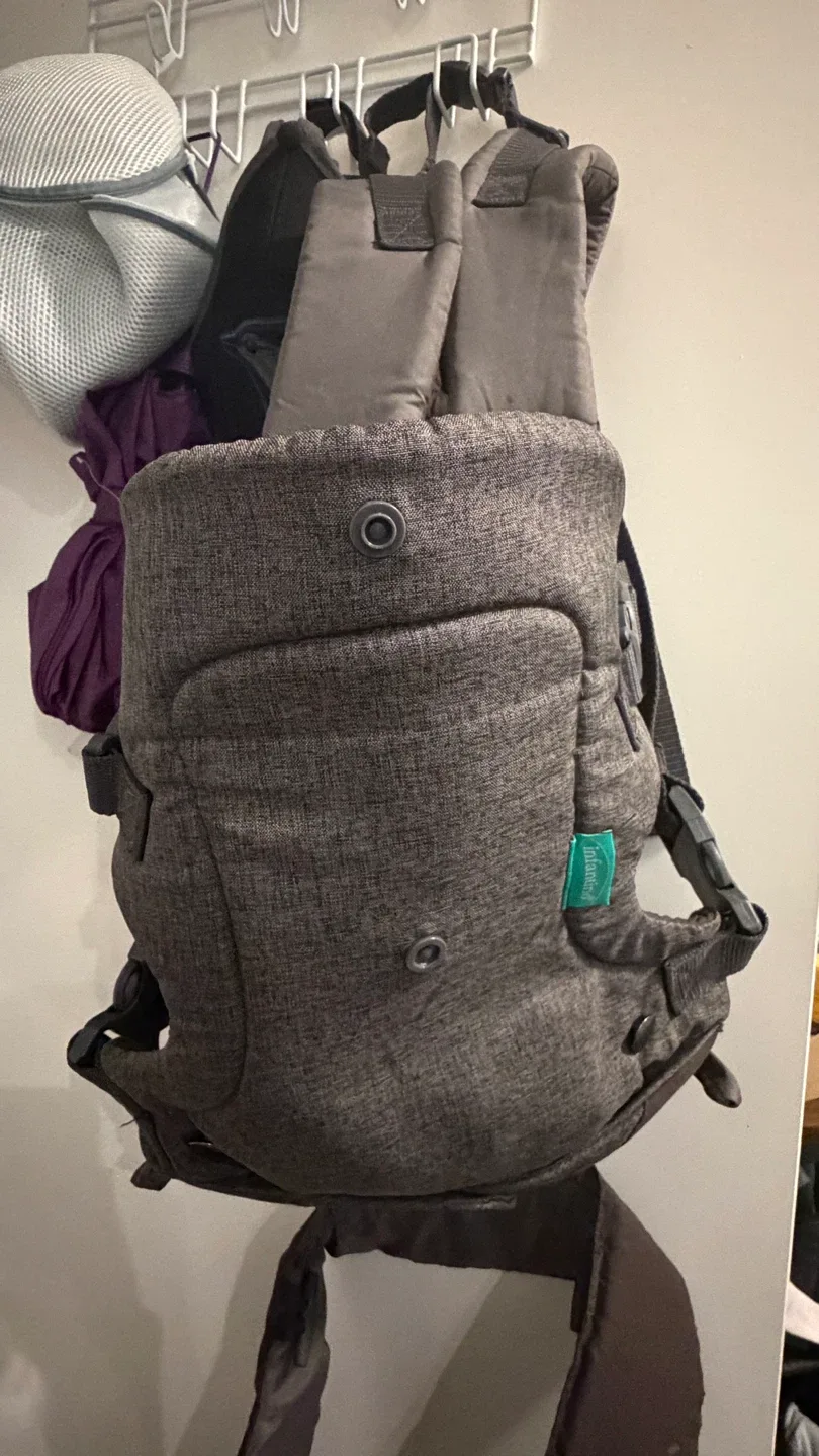 Infantino Baby Carrier - Excellent Condition!