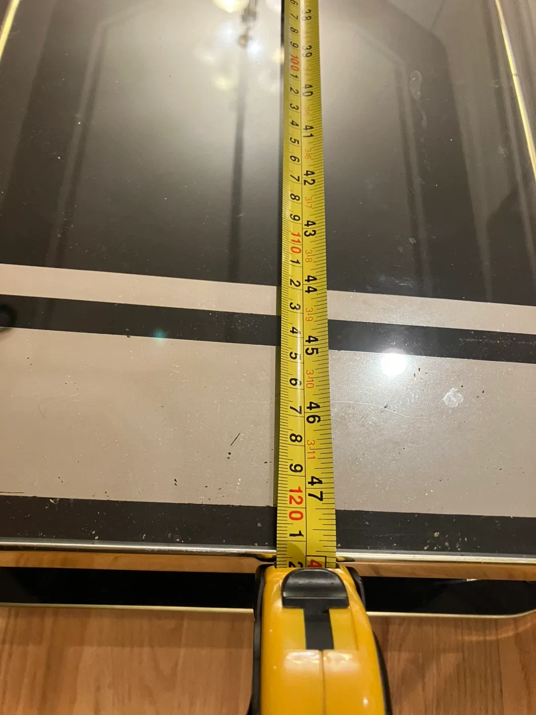 Glass and Gold Coffee Table image indicator(4)