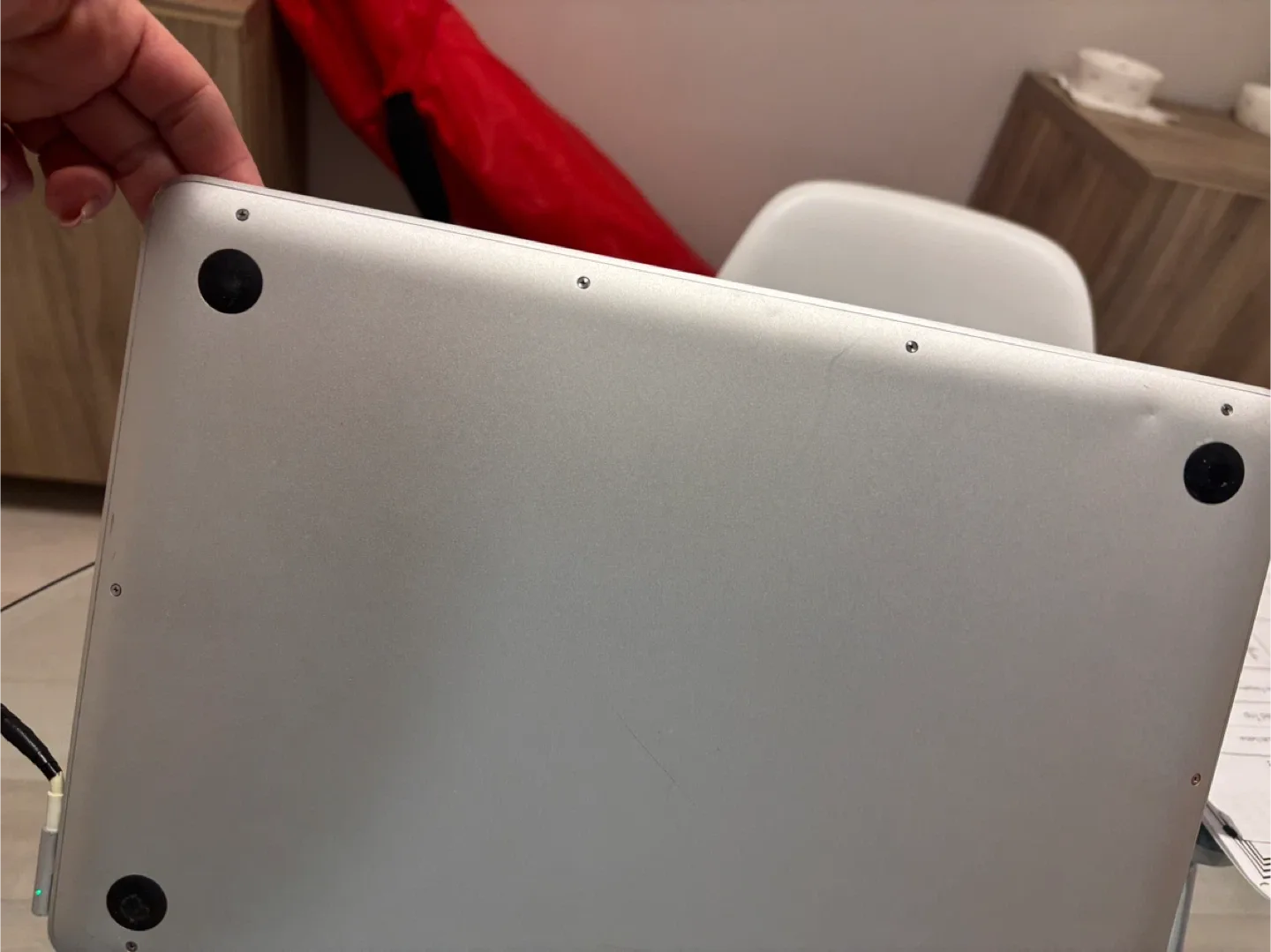 MacBook Pro, 13.3-inch, 8GB RAM, 160GB Storage image indicator(8)