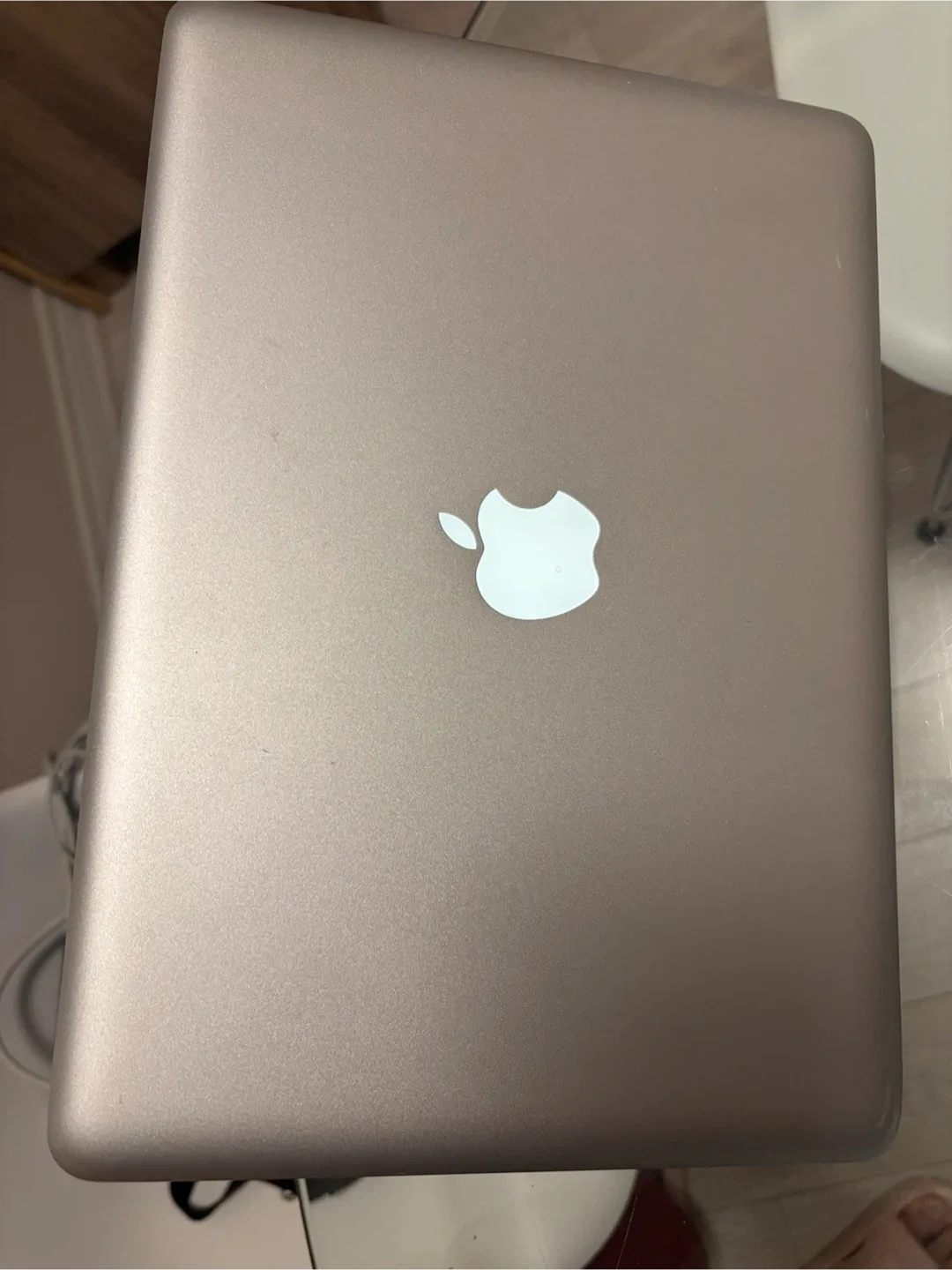 MacBook Pro, 13.3-inch, 8GB RAM, 160GB Storage image indicator(7)