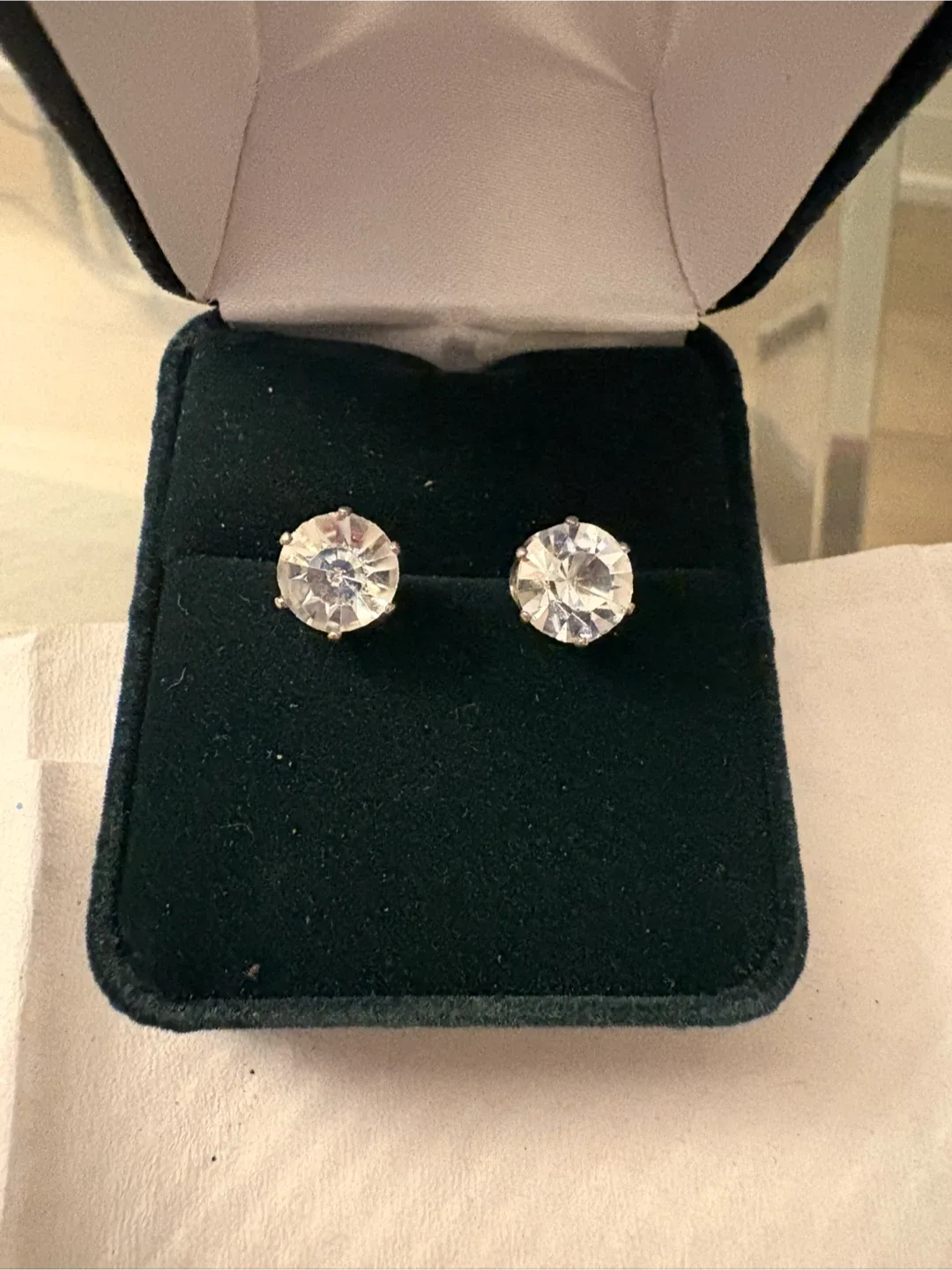 Stud Earrings silver cubic zirconia