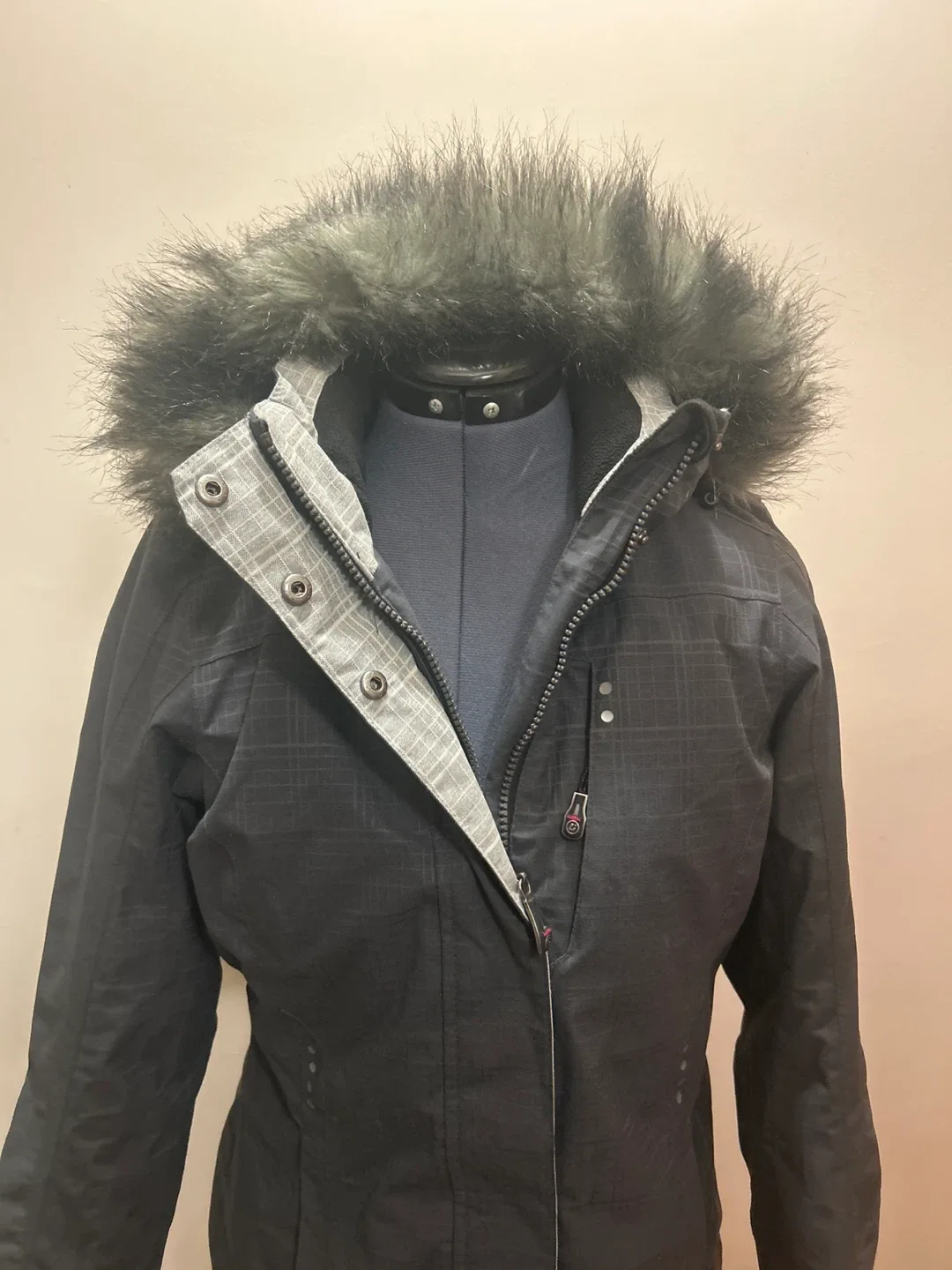 🥕SMALL/MEDIUM Stylish, Warm Killtec Waterproof Winter Parka image indicator(2)