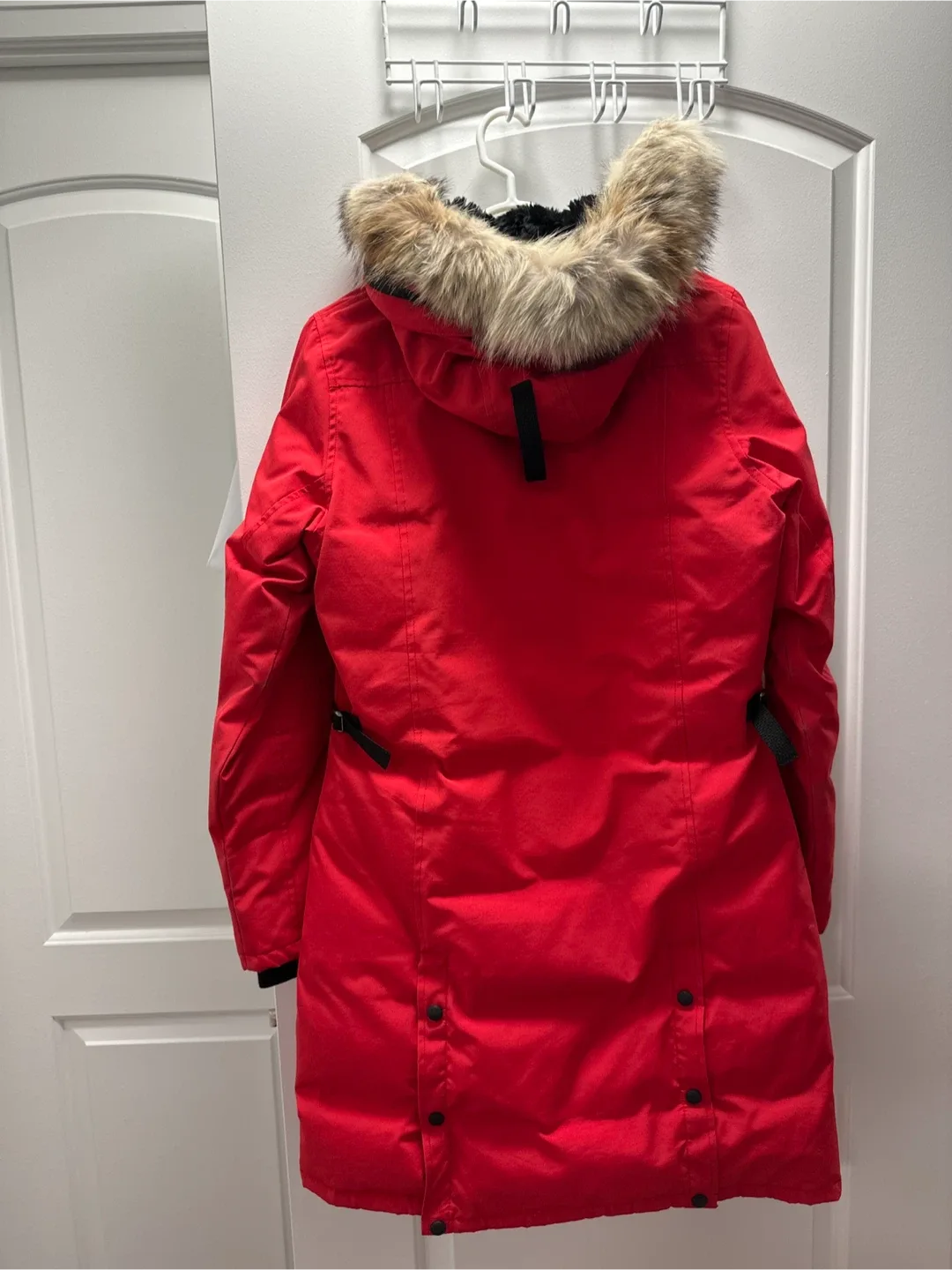 Canada Goose Red Parka - Size M/M image indicator(4)
