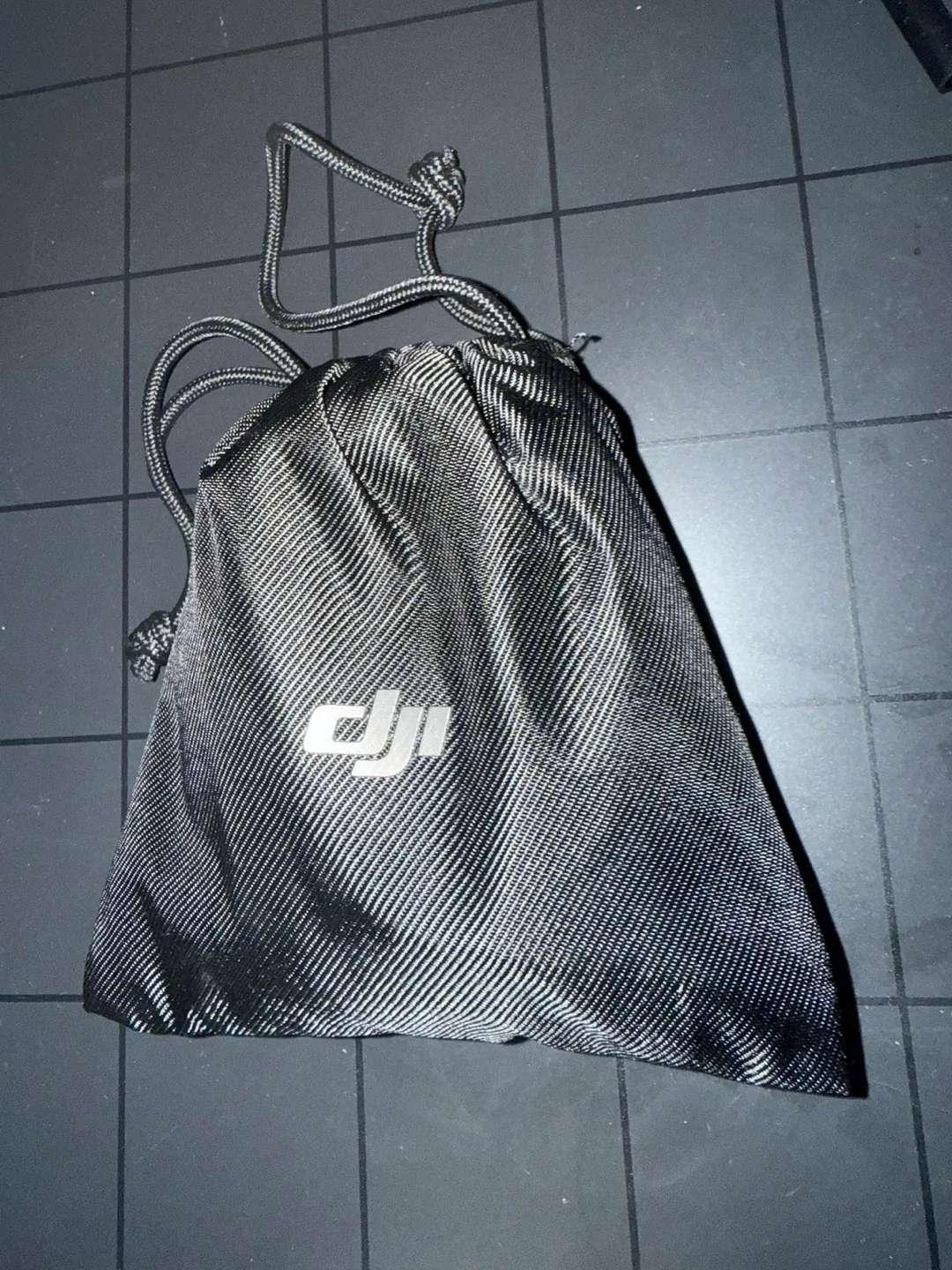 DJI Mic (2 TX + 1 RX) Wireless Lavalier Microphone - New image indicator(7)