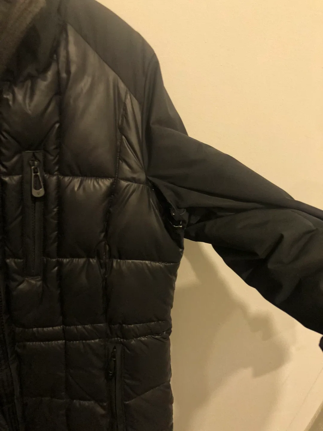 Noize Vegan Black Puffer Jacket - Size S/P image indicator(5)