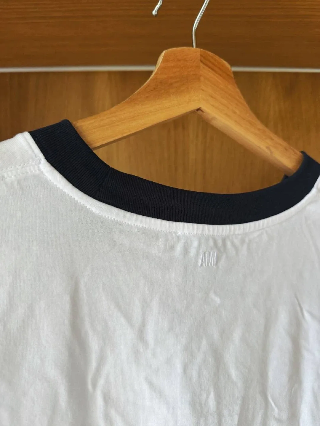 AMI Paris White T-Shirt with Navy Trim unisex,XL image indicator(2)