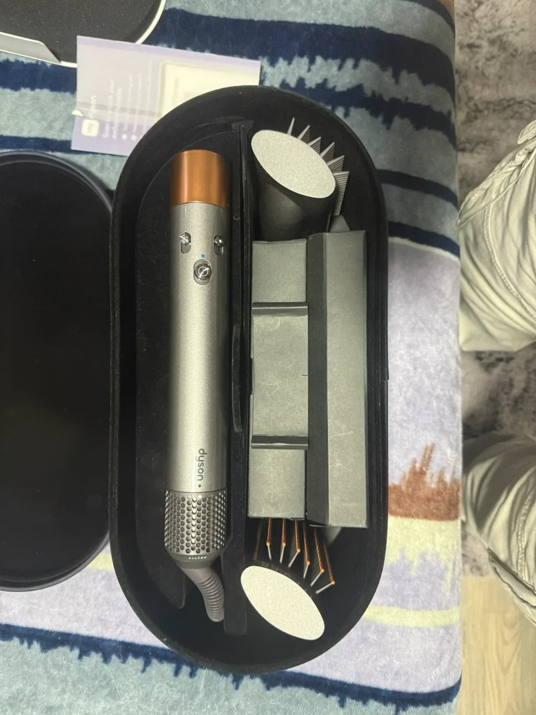 Dyson Airwrap Complete Long image indicator(7)