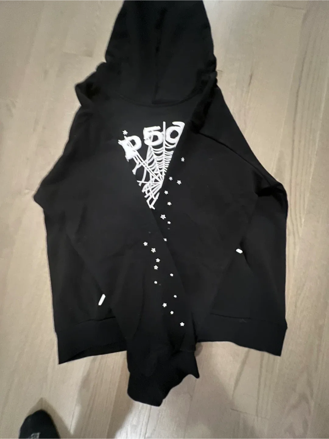 Spider Black Hoodie image indicator(2)
