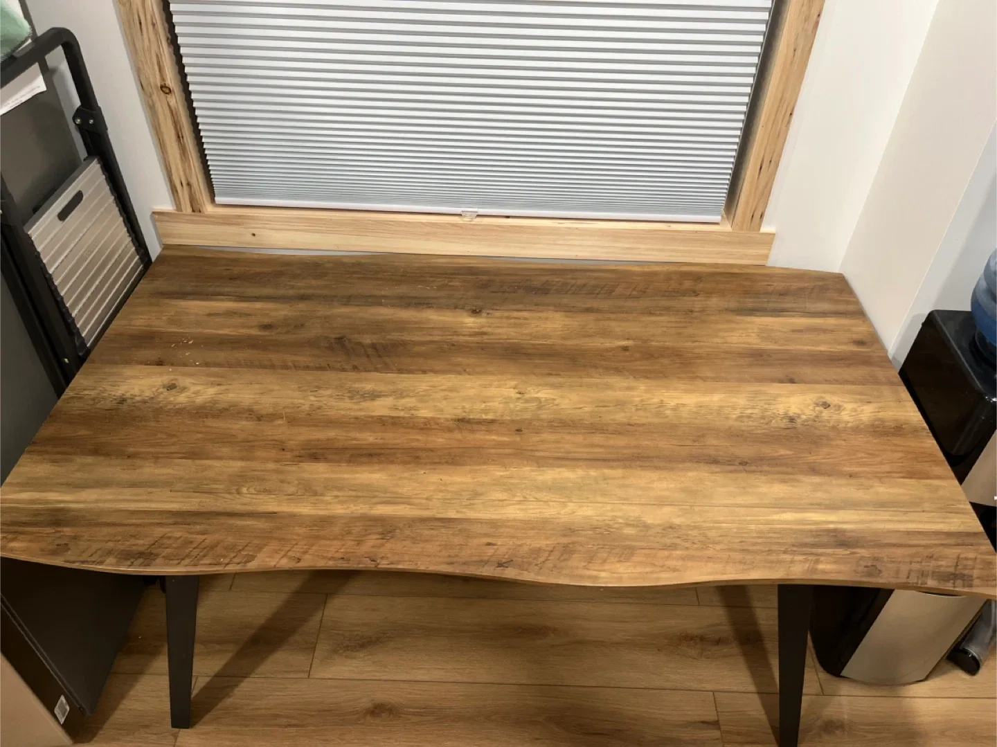 Wood Dining Table with Black Legs image indicator(3)