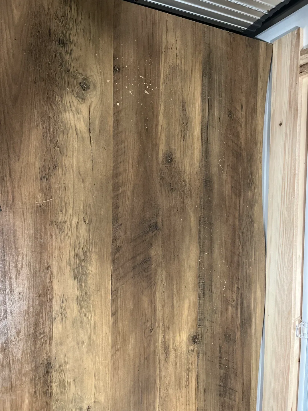 Wood Dining Table with Black Legs image indicator(5)