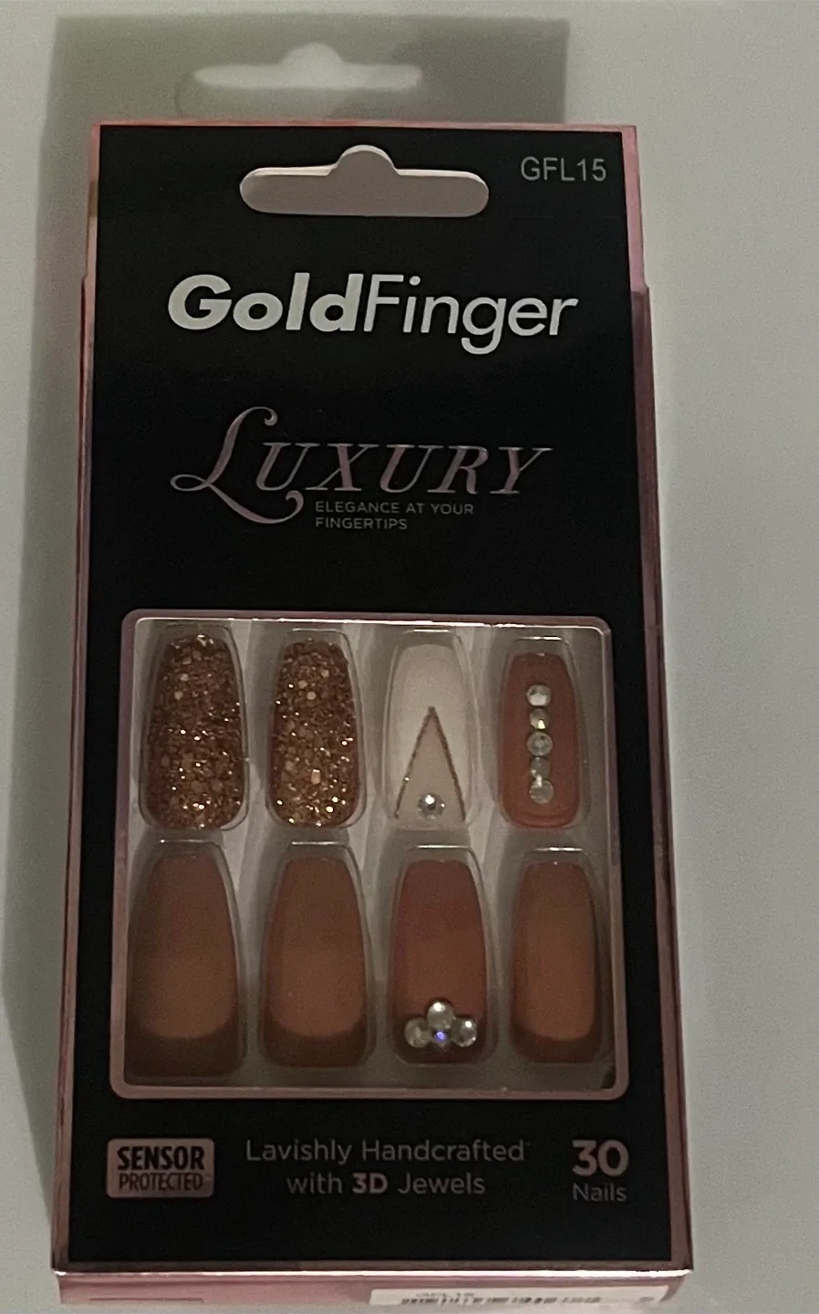 Luxury nails