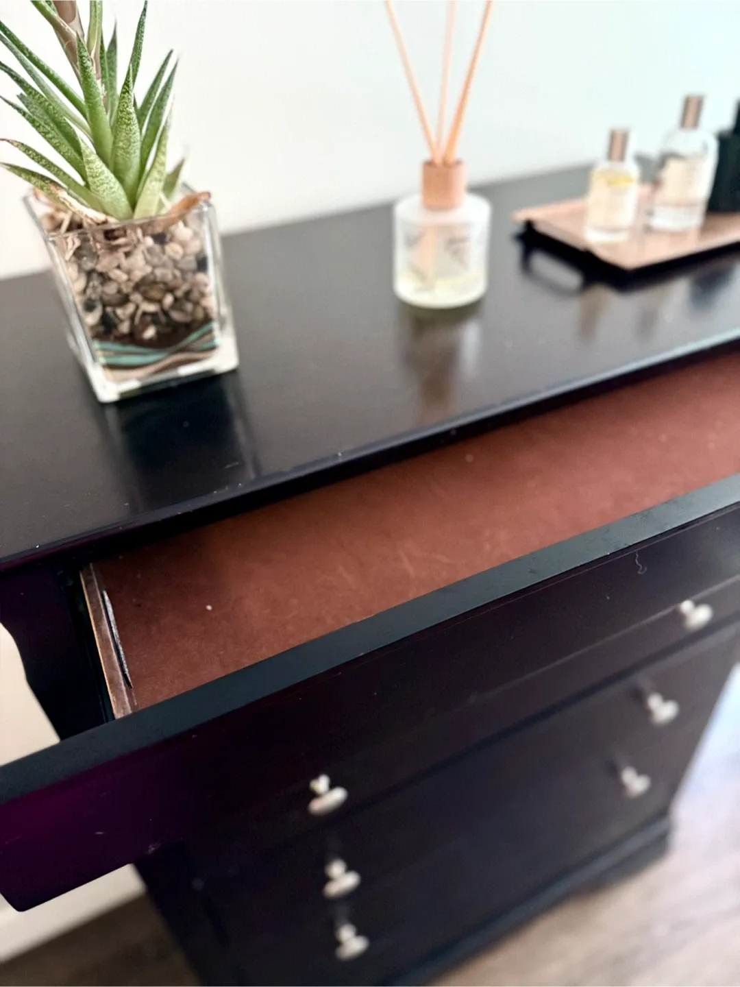 Black Wooden Chest of Drawers image indicator(4)