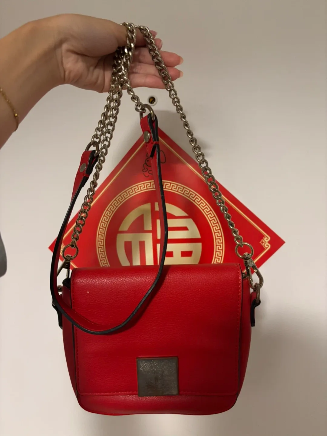 Zara Red Shoulder Bag with Chain Strap image indicator(2)