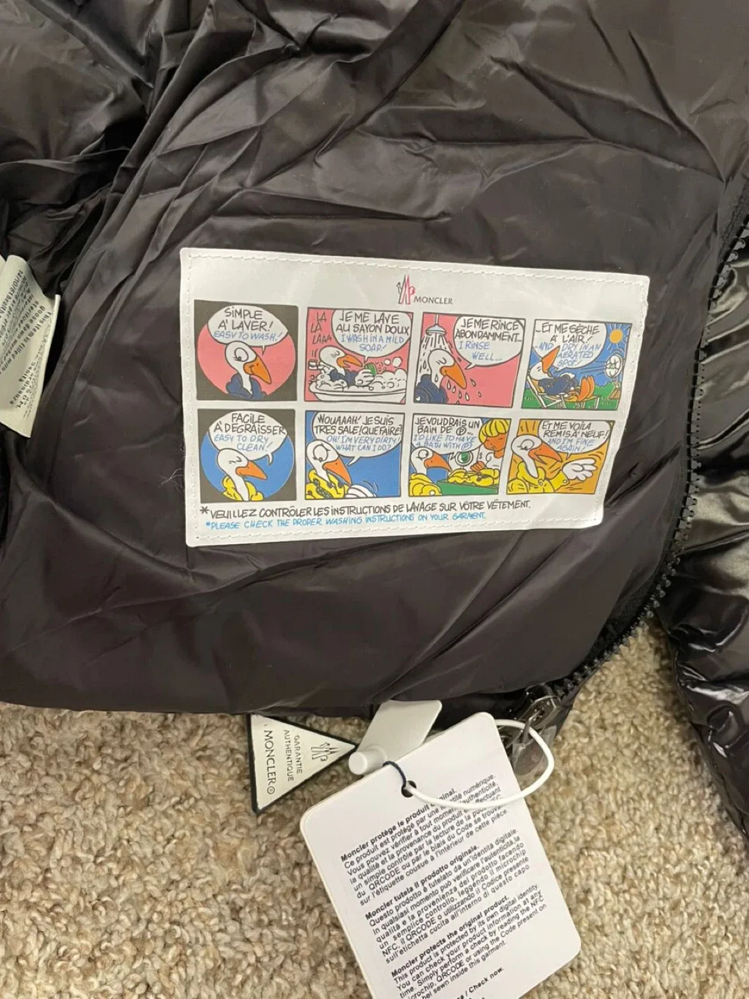 Moncler jacket image indicator(5)