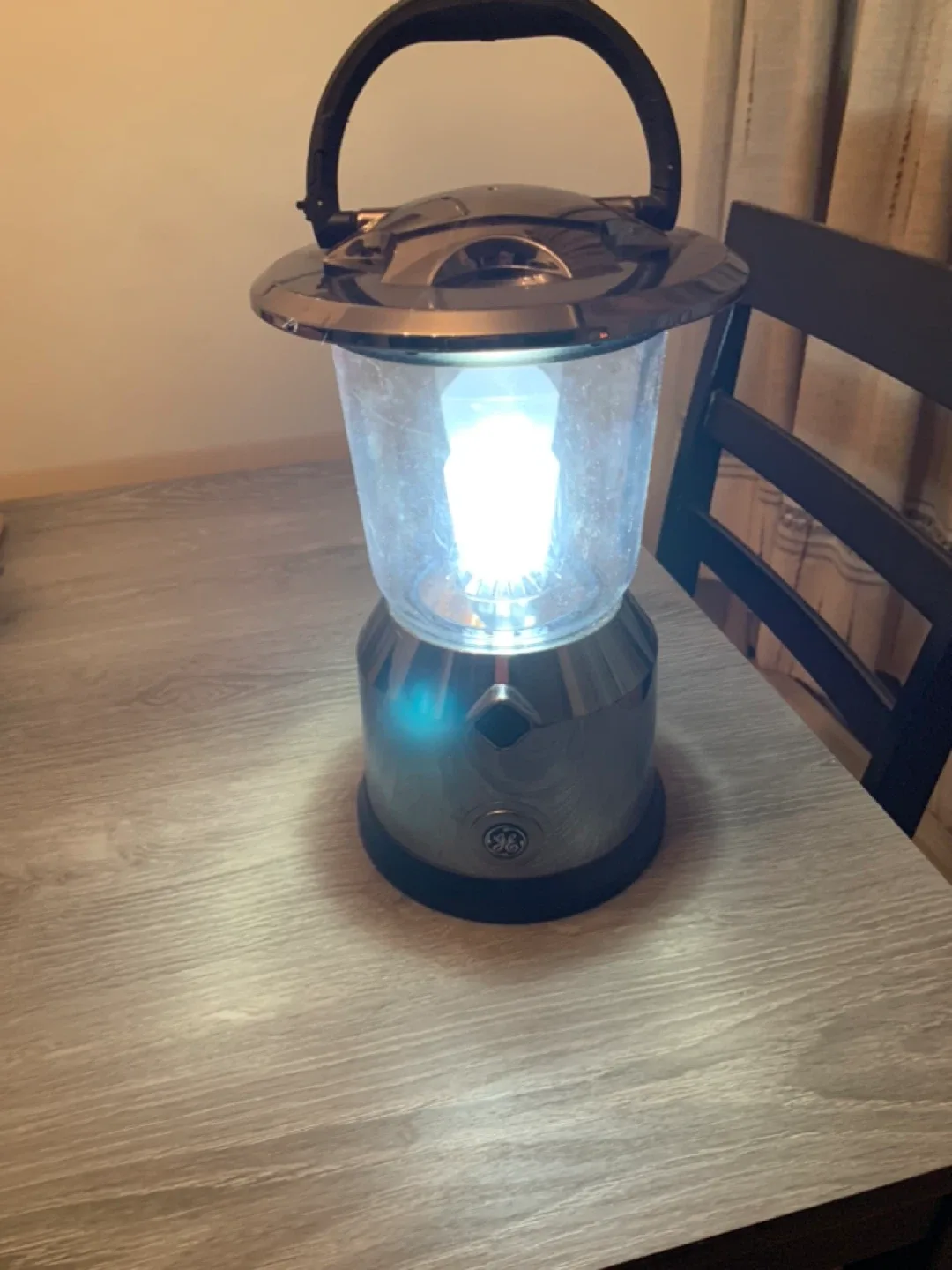 GE LED Camping Lantern image indicator(2)