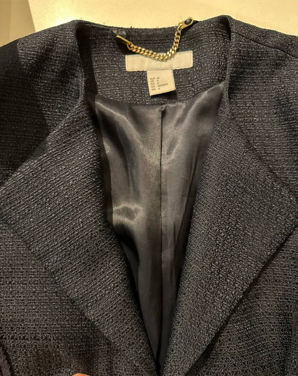 H&M Navy Blue Blazer - Size 6 image indicator(2)