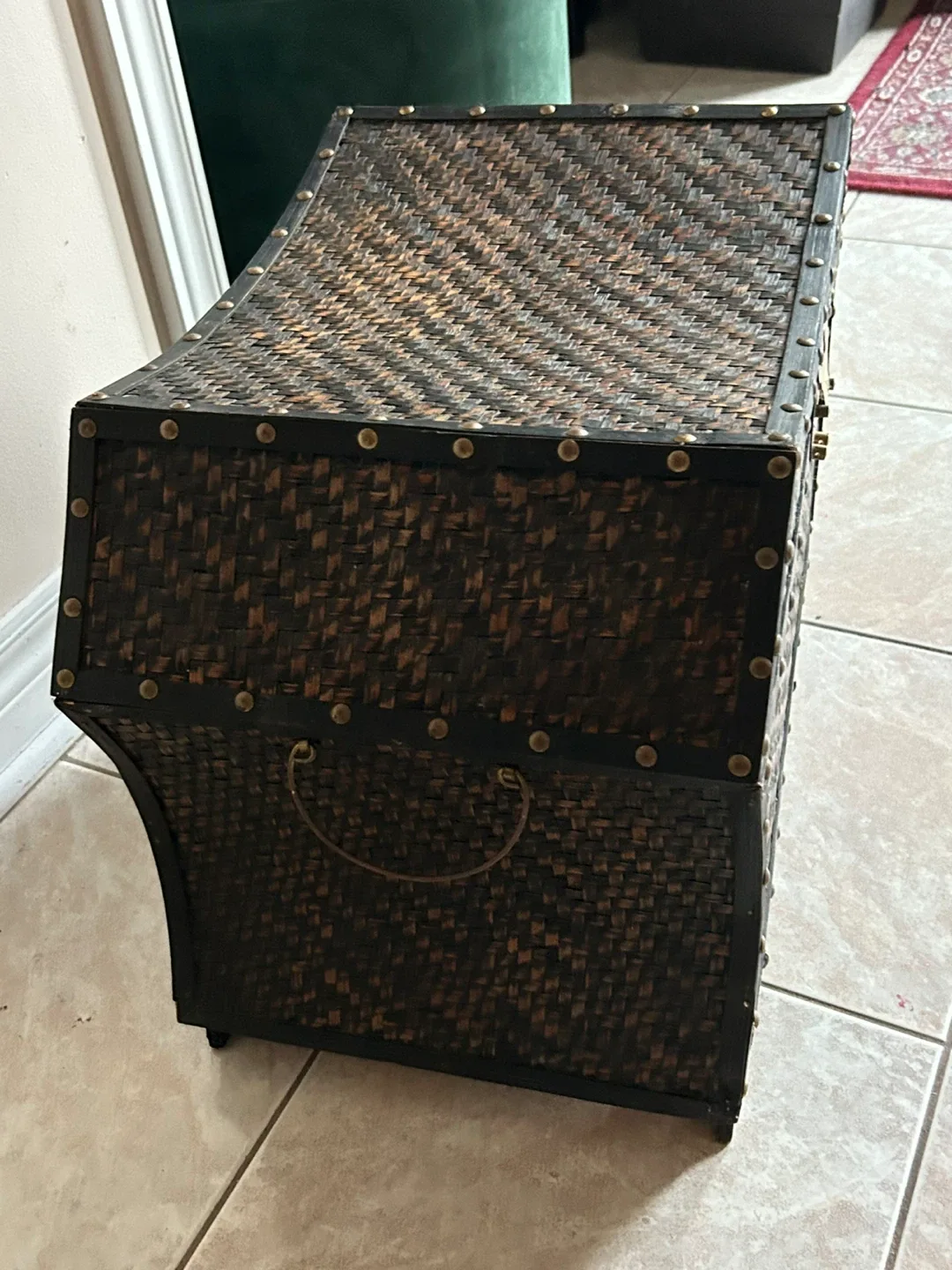 Wicker Storage Trunk image indicator(5)