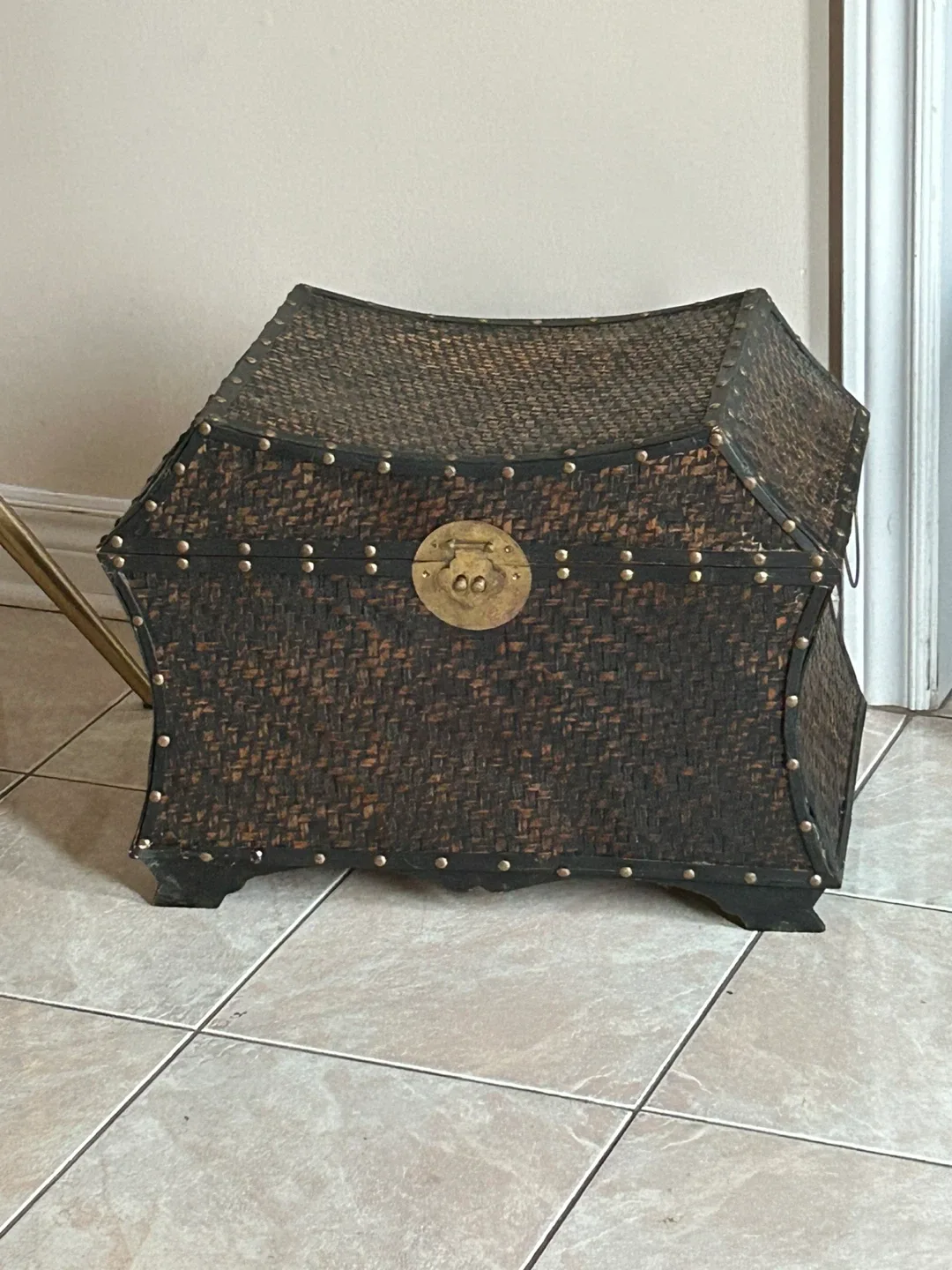 Wicker Storage Trunk